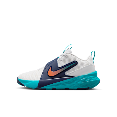 Nike Team Hustle D 12 Older Kids' Basketball Shoes. Nike LU